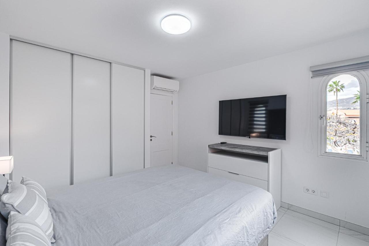 Mango La Caleta 1A025 Apartment Адехе Екстериор снимка